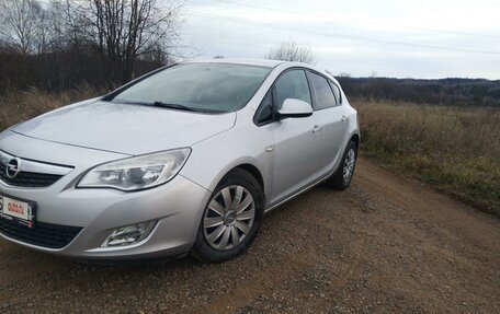 Opel Astra J, 2011 год, 674 000 рублей, 11 фотография