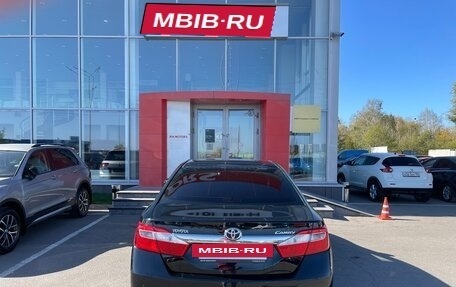 Toyota Camry, 2012 год, 1 663 000 рублей, 6 фотография