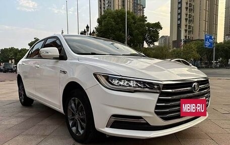 BYD Qin, 2021 год, 1 450 000 рублей, 2 фотография