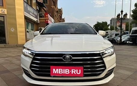 BYD Qin, 2021 год, 1 450 000 рублей, 3 фотография