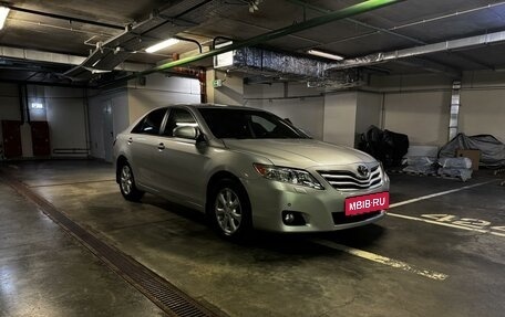 Toyota Camry, 2011 год, 1 400 000 рублей, 2 фотография