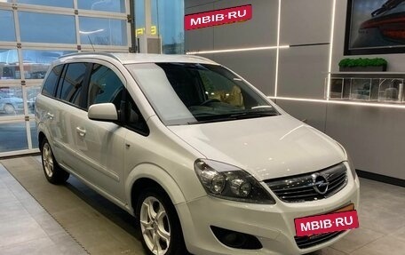 Opel Zafira B, 2012 год, 839 000 рублей, 3 фотография