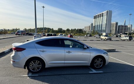 Hyundai Elantra VI рестайлинг, 2016 год, 1 500 000 рублей, 4 фотография