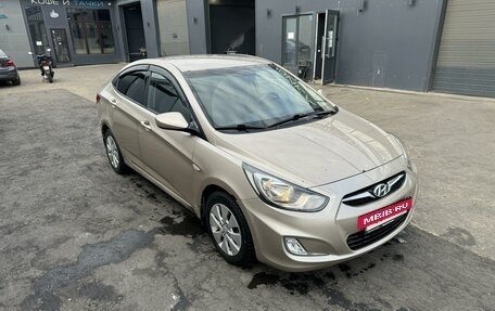 Hyundai Solaris II рестайлинг, 2012 год, 750 000 рублей, 2 фотография