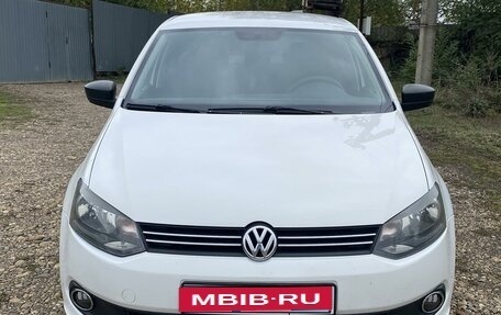 Volkswagen Polo VI (EU Market), 2012 год, 675 000 рублей, 1 фотография