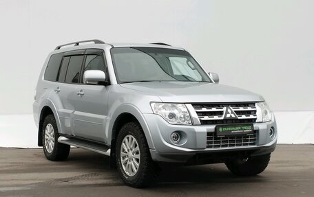 Mitsubishi Pajero IV, 2014 год, 2 640 000 рублей, 3 фотография