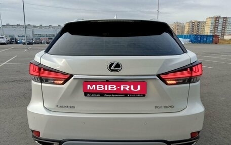 Lexus RX IV рестайлинг, 2021 год, 5 900 000 рублей, 4 фотография