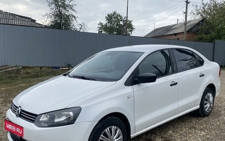 Volkswagen Polo VI (EU Market), 2012 год, 675 000 рублей, 2 фотография