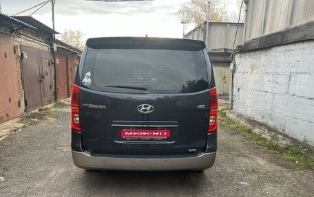 Hyundai Grand Starex Grand Starex I рестайлинг 2, 2018 год, 4 050 000 рублей, 5 фотография