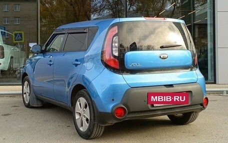 KIA Soul II рестайлинг, 2016 год, 1 648 000 рублей, 7 фотография