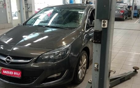 Opel Astra J, 2014 год, 1 005 000 рублей, 1 фотография