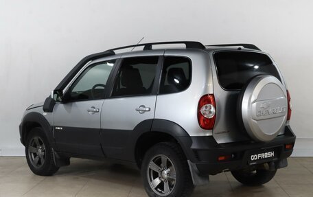 Chevrolet Niva I рестайлинг, 2017 год, 859 000 рублей, 2 фотография