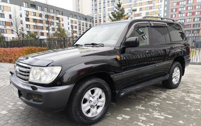 Toyota Land Cruiser 100 рестайлинг 2, 2006 год, 2 390 000 рублей, 1 фотография