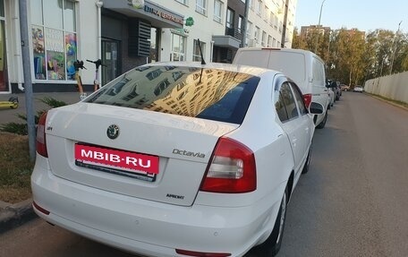 Skoda Octavia, 2011 год, 1 100 000 рублей, 2 фотография