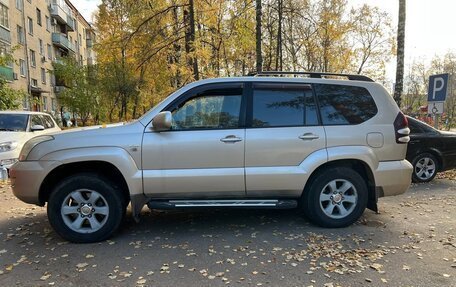 Toyota Land Cruiser Prado 120 рестайлинг, 2005 год, 1 700 000 рублей, 8 фотография