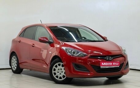 Hyundai i30 II рестайлинг, 2014 год, 1 177 000 рублей, 1 фотография