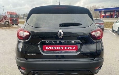 Renault Kaptur I рестайлинг, 2018 год, 1 600 000 рублей, 5 фотография