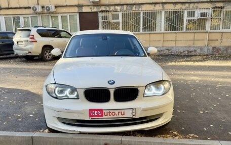 BMW 1 серия, 2007 год, 1 050 000 рублей, 3 фотография