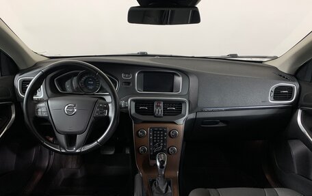 Volvo V40 Cross Country I, 2017 год, 2 199 000 рублей, 13 фотография