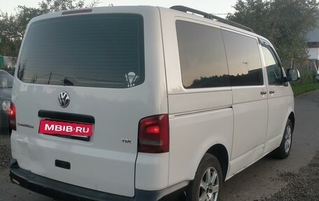 Volkswagen Caravelle T5, 2010 год, 1 750 000 рублей, 4 фотография