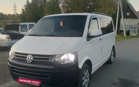 Volkswagen Caravelle T5, 2010 год, 1 750 000 рублей, 6 фотография