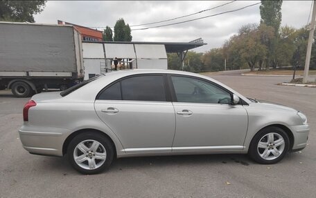 Toyota Avensis III рестайлинг, 2006 год, 1 000 000 рублей, 1 фотография