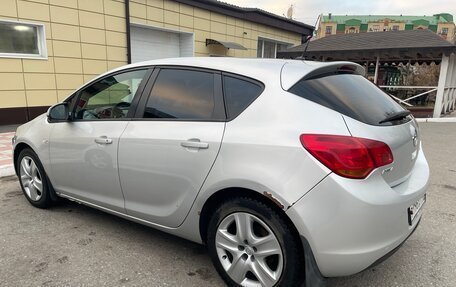 Opel Astra J, 2011 год, 650 000 рублей, 8 фотография