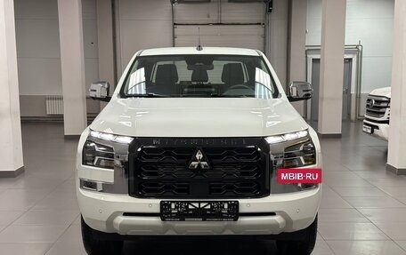 Mitsubishi L200, 2024 год, 5 490 000 рублей, 2 фотография