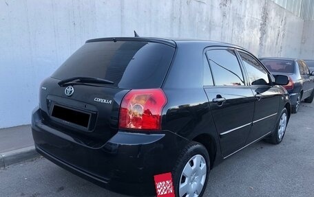 Toyota Corolla, 2004 год, 725 000 рублей, 4 фотография