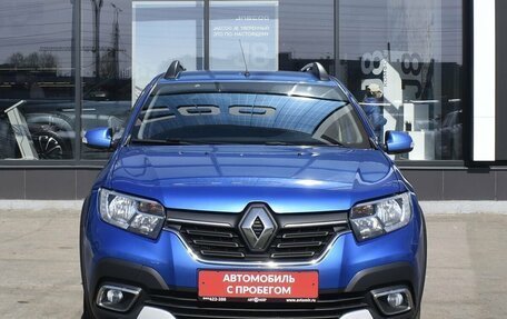 Renault Sandero II рестайлинг, 2019 год, 1 240 000 рублей, 2 фотография