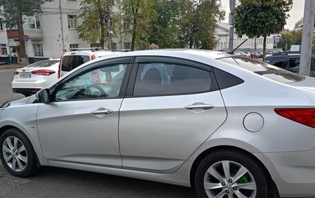 Hyundai Solaris II рестайлинг, 2012 год, 740 000 рублей, 5 фотография