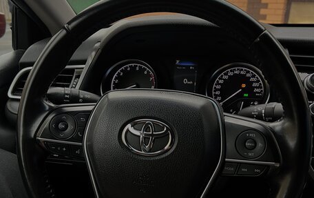 Toyota Camry, 2019 год, 3 050 000 рублей, 14 фотография