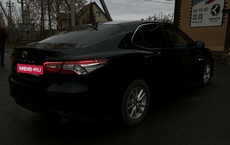 Toyota Camry, 2019 год, 3 050 000 рублей, 4 фотография