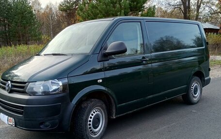 Volkswagen Transporter T5 рестайлинг, 2013 год, 2 500 000 рублей, 17 фотография