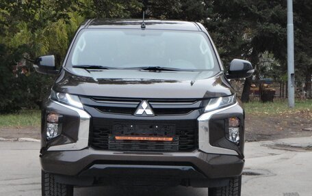 Mitsubishi L200 IV рестайлинг, 2023 год, 4 490 000 рублей, 5 фотография