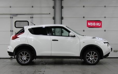 Nissan Juke II, 2013 год, 1 377 000 рублей, 4 фотография