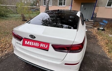 KIA Optima IV, 2018 год, 2 500 000 рублей, 9 фотография