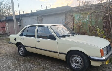 Opel Rekord E, 1979 год, 115 000 рублей, 2 фотография