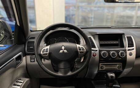 Mitsubishi Pajero Sport II рестайлинг, 2013 год, 2 099 999 рублей, 5 фотография