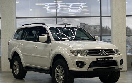 Mitsubishi Pajero Sport II рестайлинг, 2013 год, 2 099 999 рублей, 13 фотография