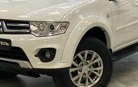 Mitsubishi Pajero Sport II рестайлинг, 2013 год, 2 099 999 рублей, 11 фотография