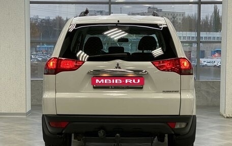 Mitsubishi Pajero Sport II рестайлинг, 2013 год, 2 099 999 рублей, 21 фотография