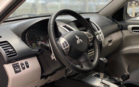 Mitsubishi Pajero Sport II рестайлинг, 2013 год, 2 099 999 рублей, 28 фотография