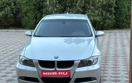 BMW 3 серия, 2007 год, 940 000 рублей, 3 фотография