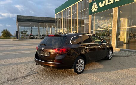 Opel Astra J, 2013 год, 948 000 рублей, 9 фотография