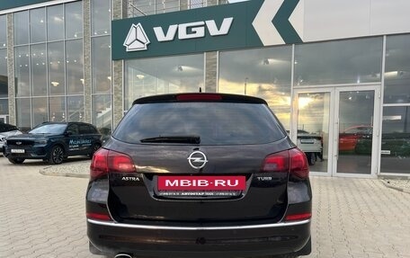 Opel Astra J, 2013 год, 948 000 рублей, 4 фотография