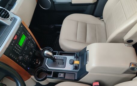 Land Rover Discovery III, 2008 год, 1 600 000 рублей, 31 фотография