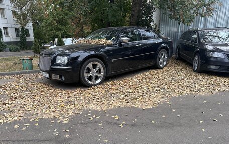 Chrysler 300C II, 2005 год, 1 500 000 рублей, 3 фотография