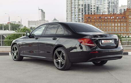 Mercedes-Benz E-Класс, 2017 год, 2 570 000 рублей, 5 фотография