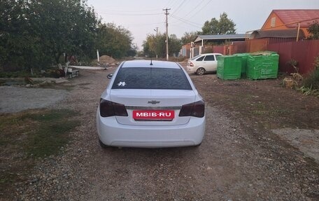 Chevrolet Cruze II, 2011 год, 999 000 рублей, 2 фотография